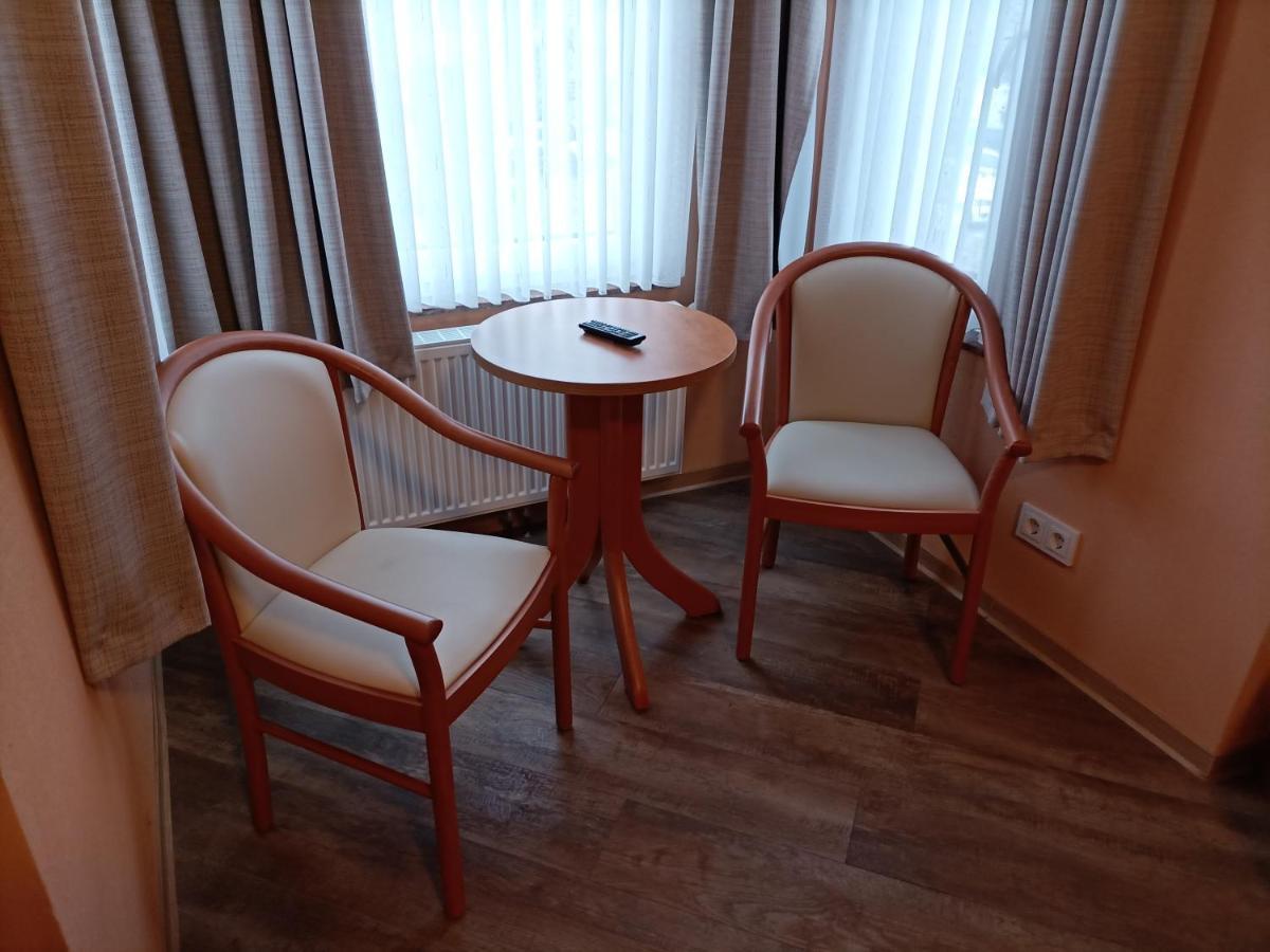 Hotel An Der Karlstadt Бремерхавен Екстериор снимка
